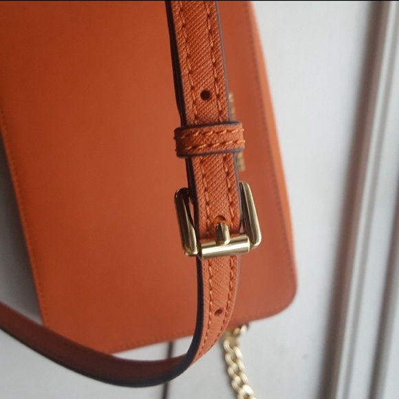 Jet Set Saffiano Leather Crossbody - Picture 5 of 7
